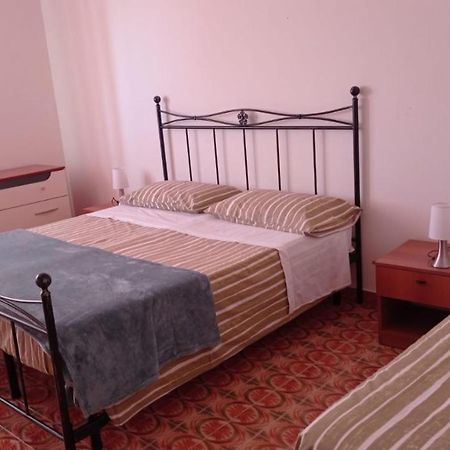 Central Tourist Residence - B&B - Alloggi Temporanei Изерния Экстерьер фото